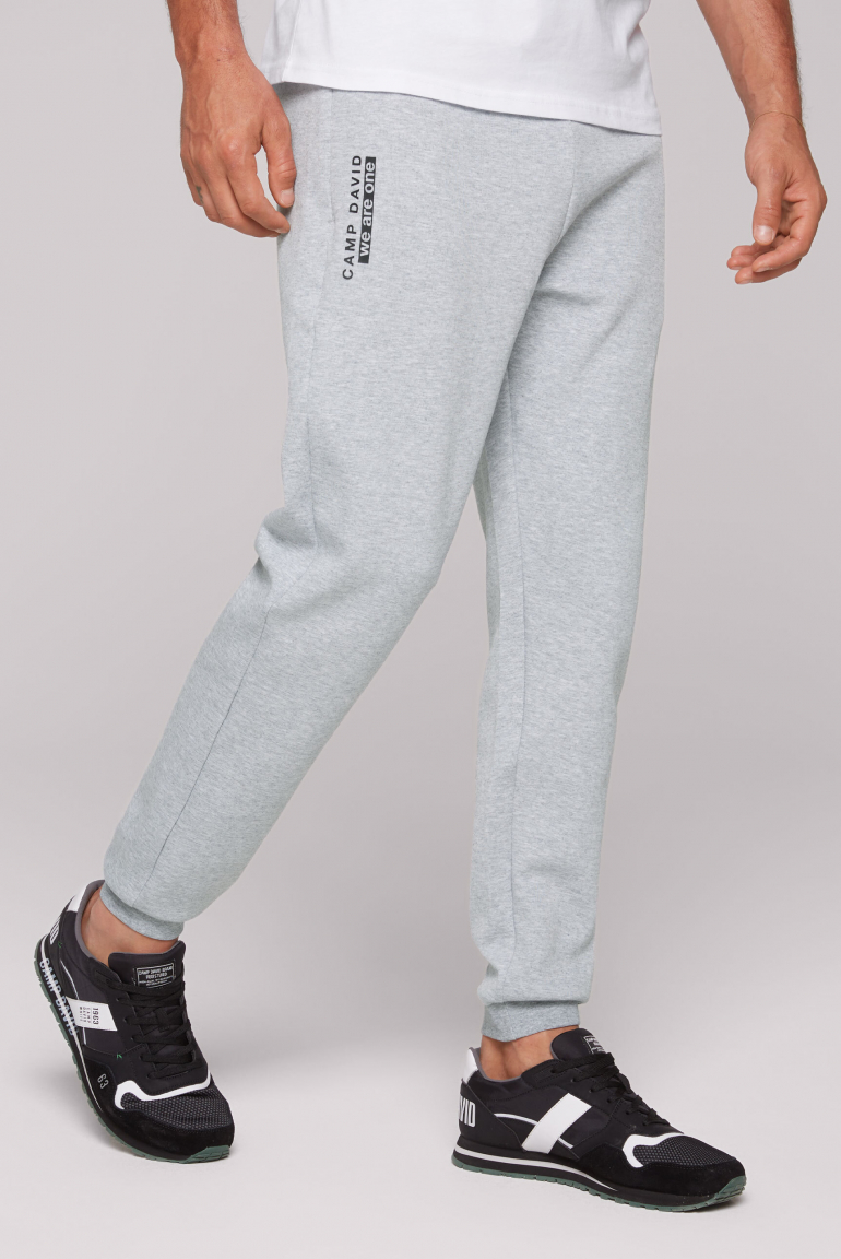 CAMP DAVID Teplaky z interlockoveho materialu pogumovaným logem - grey melange, Šedý
CAMP DAVID Teplaky z interlockoveho materialu pogumovaným logem - grey melange, Šedý
