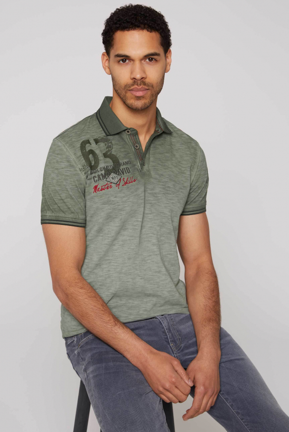 

CAMP DAVID Polo tričko z pike s potisky a výšivkami - green olive, Zelený