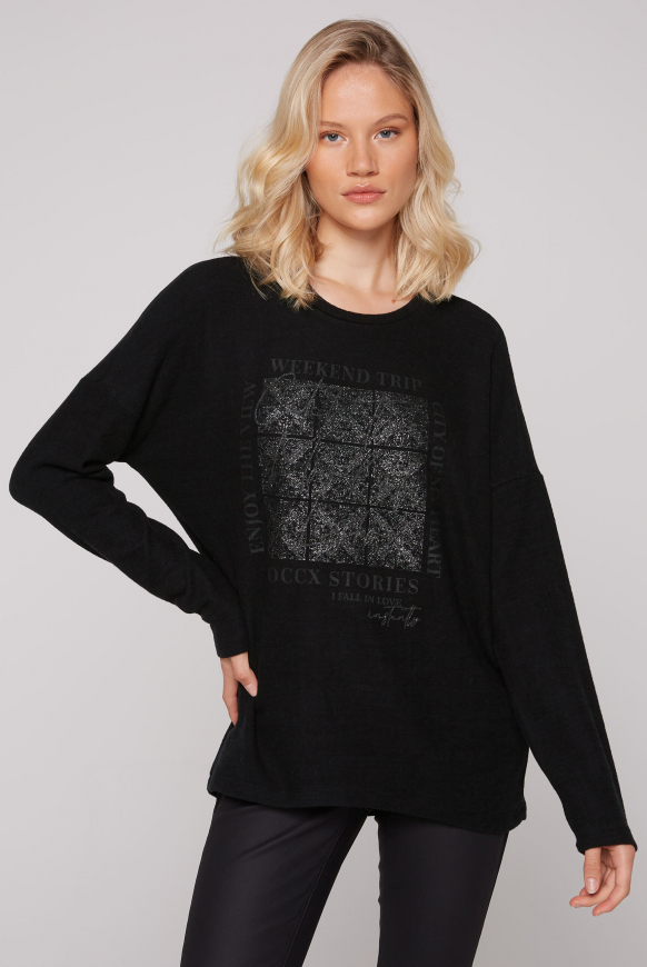 

SOCCX Flaušový svetr s tonovým třpytivým potiskem - black, Černá