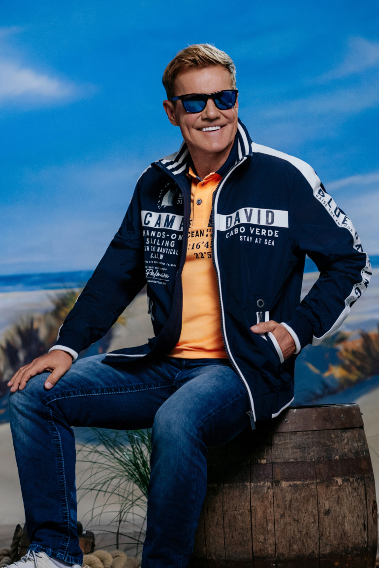 Bomber s pásky s logem a artworky 