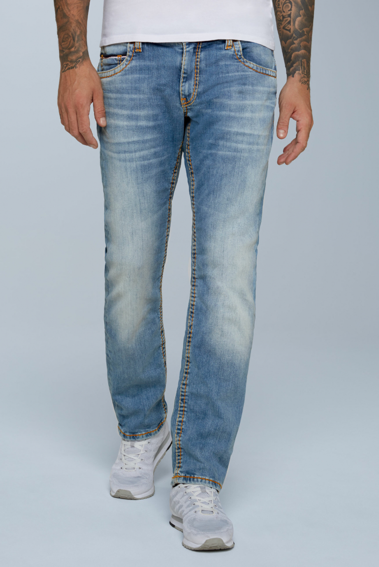 Džíny CO:NO střihu comfort fit v retro stylu 