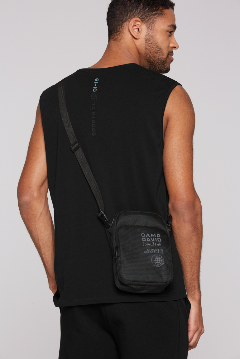 Lehká crossbody taška s foliovým potiskem 