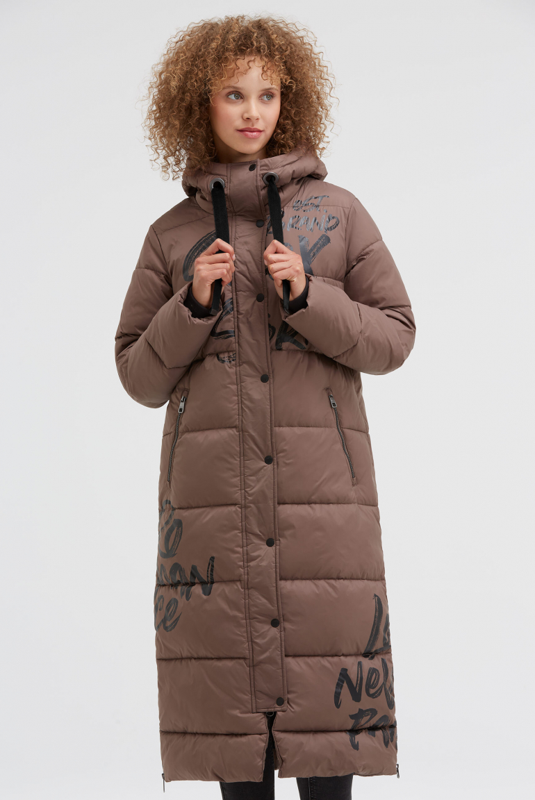 Prošívaný kabát s kapucí a potisky loga 