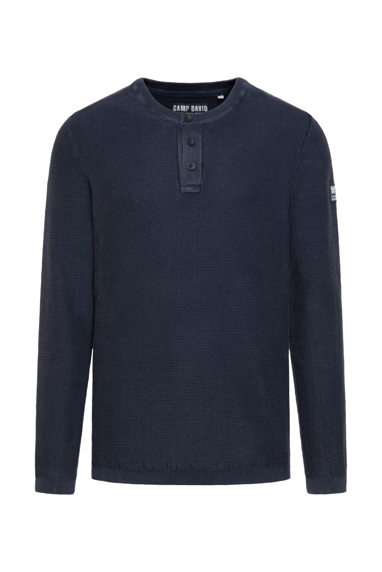 Henley svetr se stonewash úpravou 