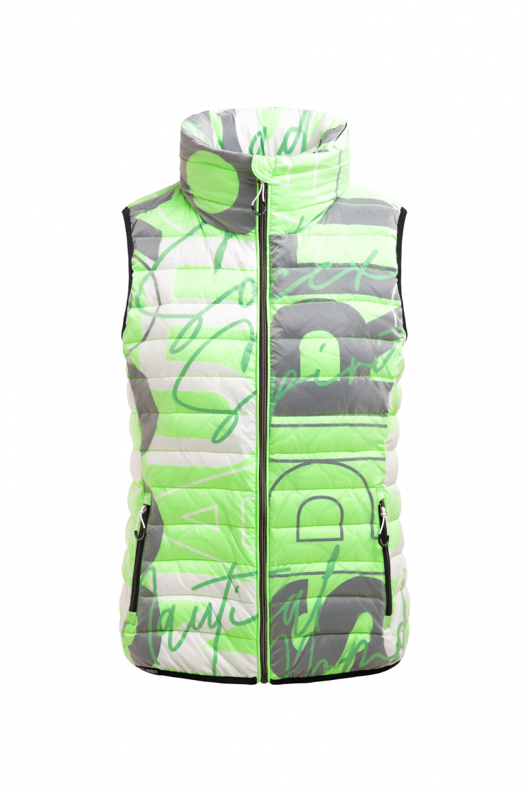 Prošívaná vesta s kapucí v límci a celoplošným potiskem 