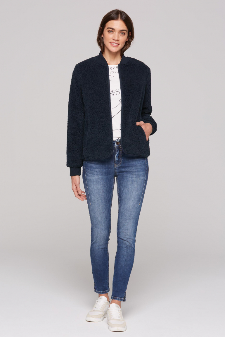 Bomber z materiálu imitujícího beránka