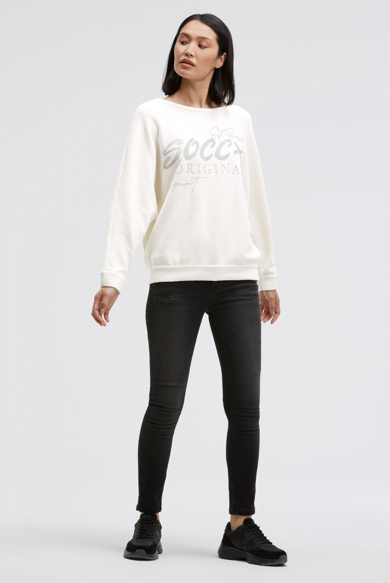 Žinylkový svetr s třpytivým potiskem