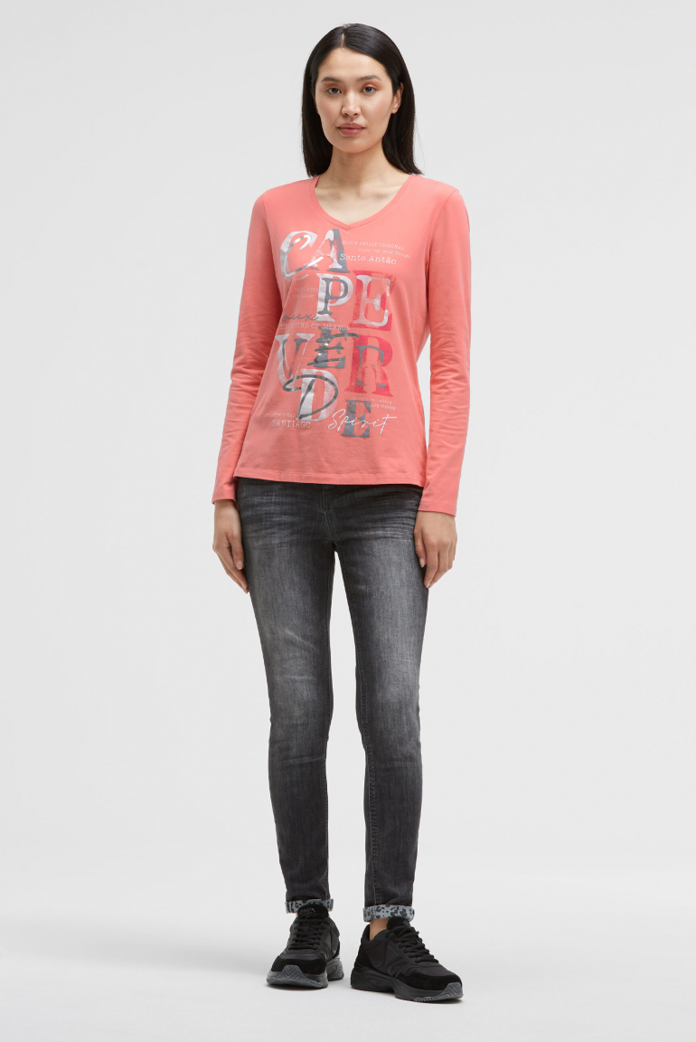 Tričko s dlouhým rukávem, výstřihem do V a tištěným nápisem