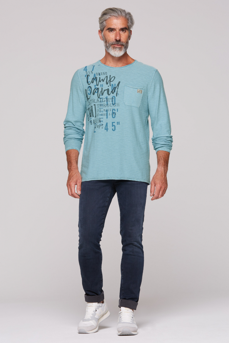 Svetr ve vintage vzhledu