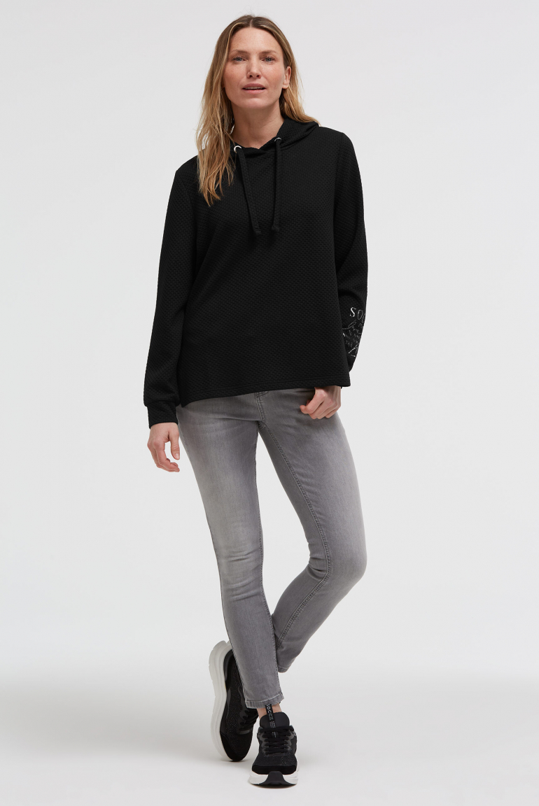 Strukturovaná mikina s kapucí a bočními rozparky