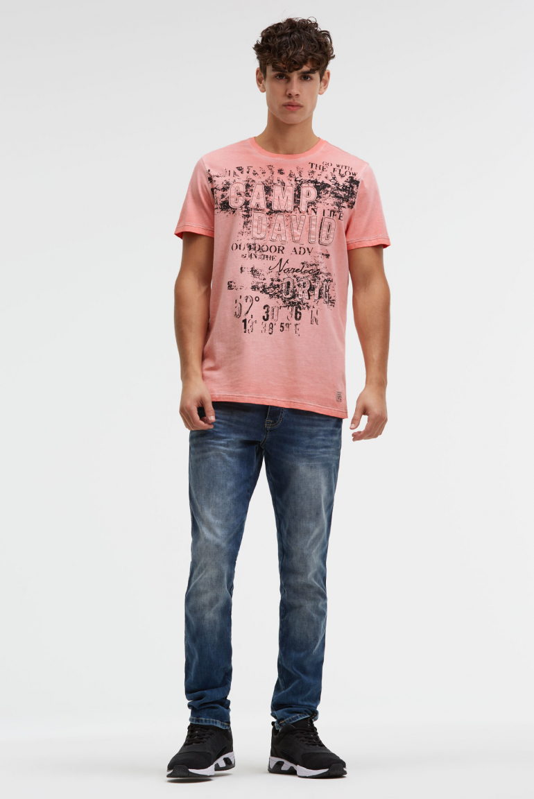 Tričko ve vintage vzhledu s aplikacemi loga