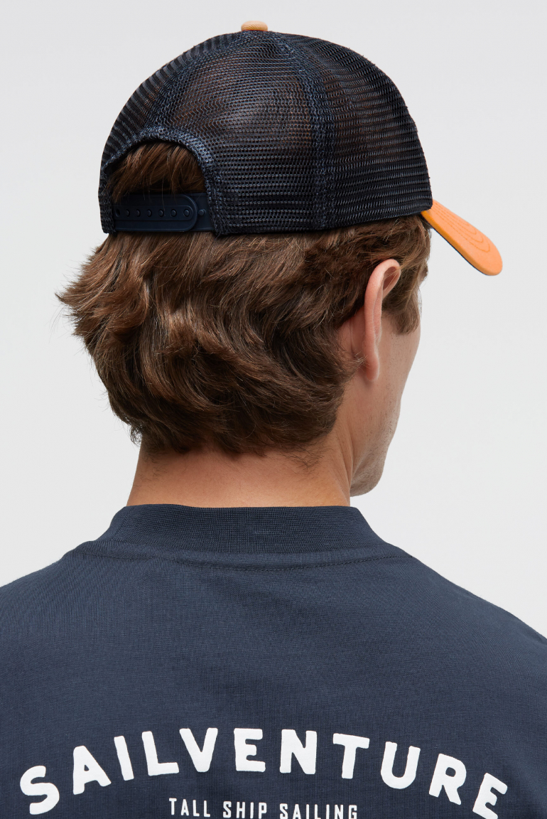 Trucker kšiltovka s 3D vyšívaným logem