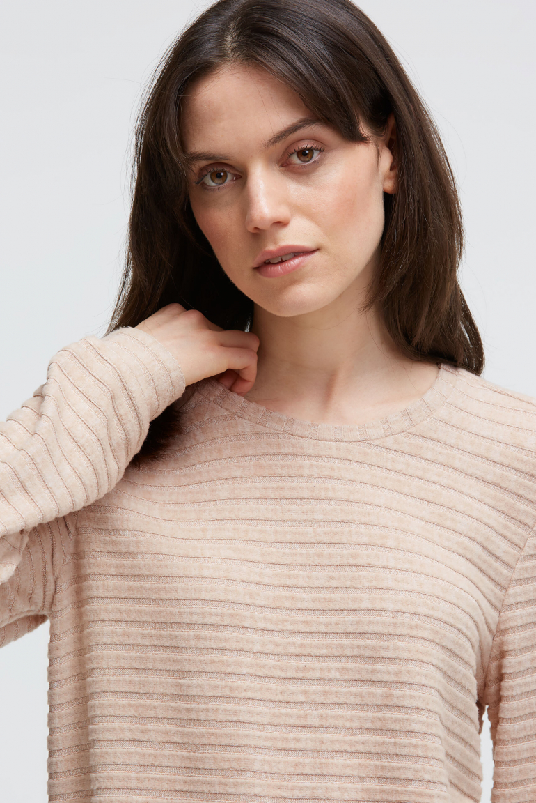 Flaušový pletený svetr s žebrovanou strukturou a elastickým lemem