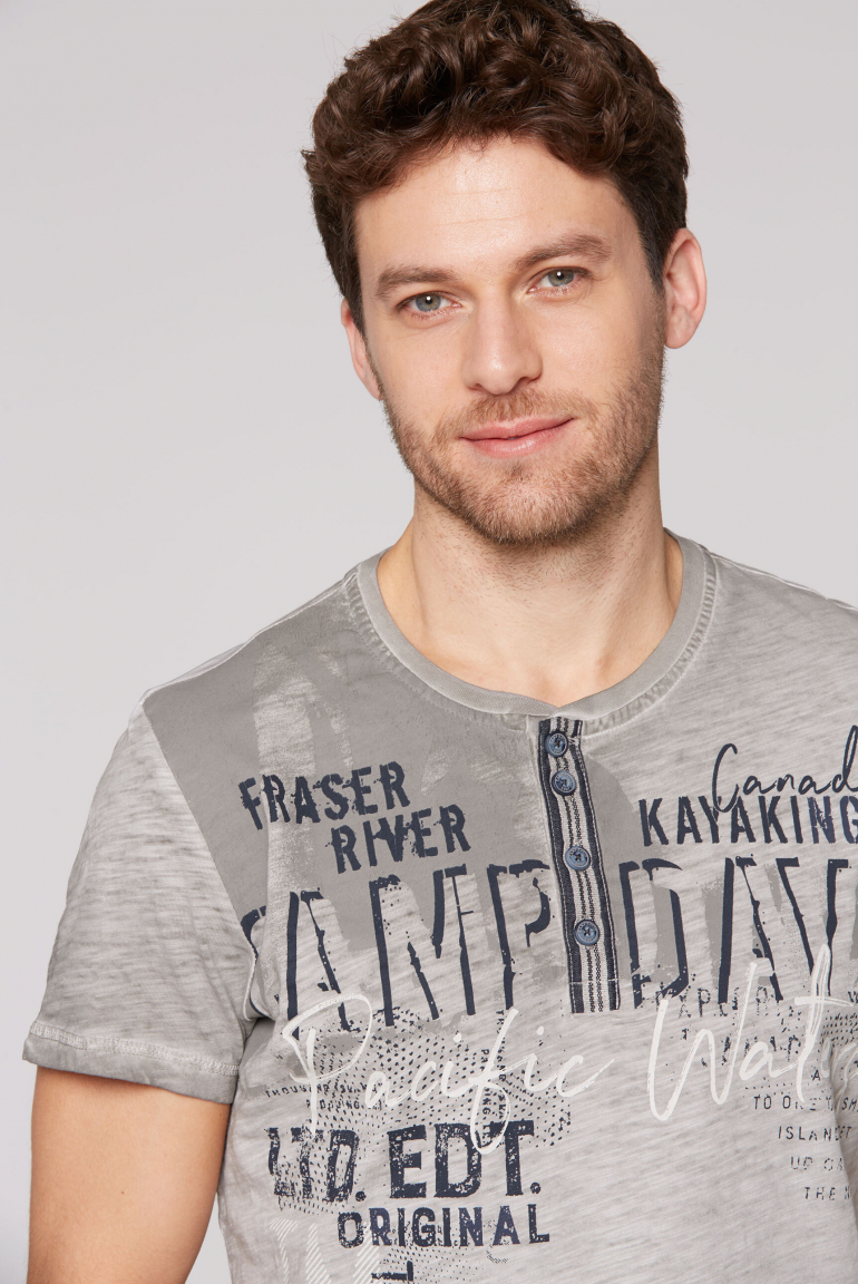 Tričko Henley s barvením vintage a artworkem