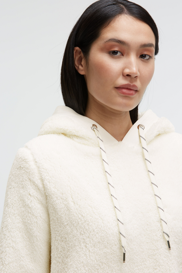 Fleecová mikina s kapucí a nášivkou