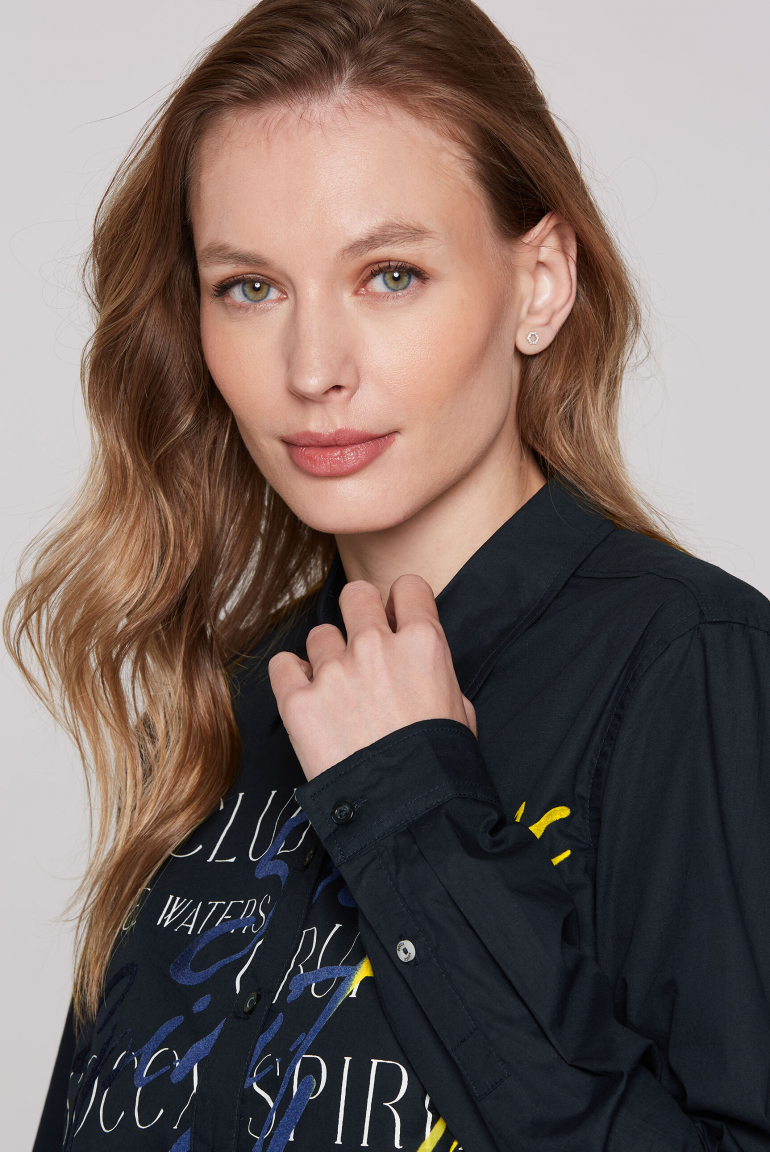 Halenka s dlouhými rukávy a potiskem s jemnou texturou