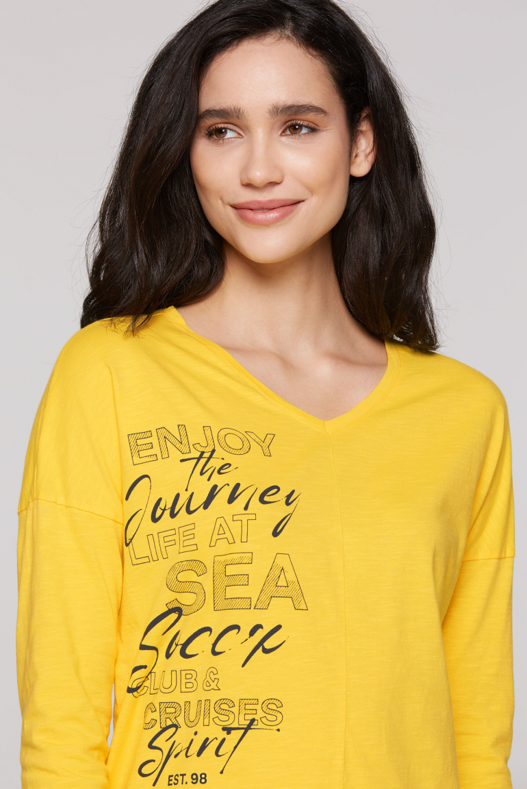 Tričko s dlouhým rukávem, výstřihem do V a potisky