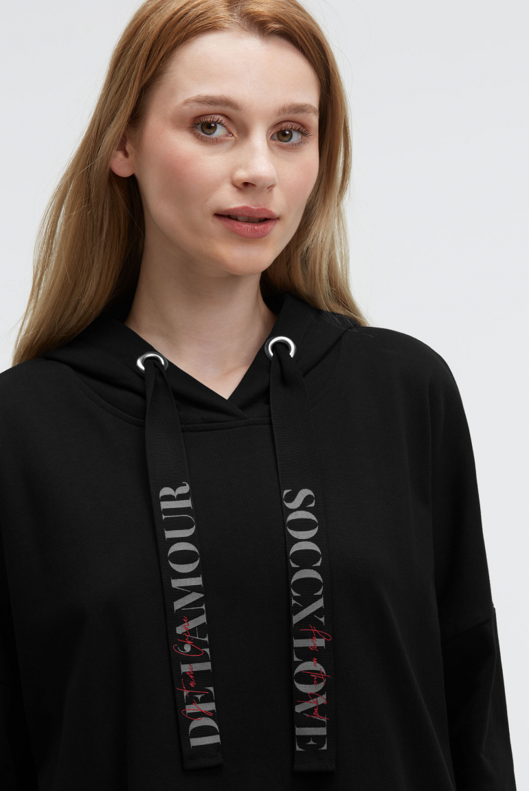 Oversized mikina s potiskem loga