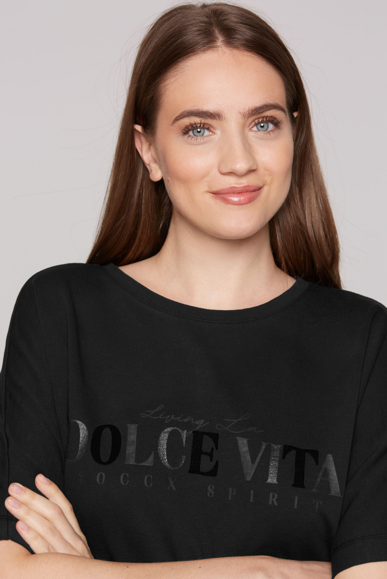 Oversized mikina s krátkým rukávem a artworkem