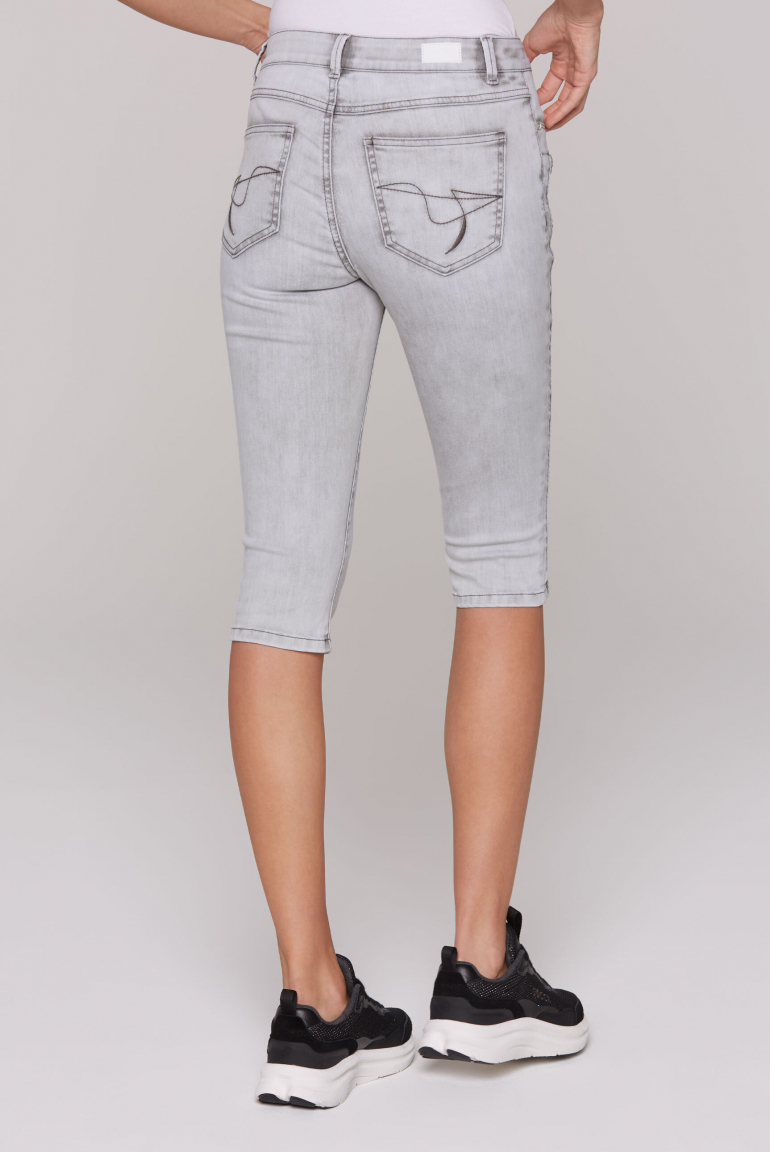 Capri džíny CH:AR Comfort Fit