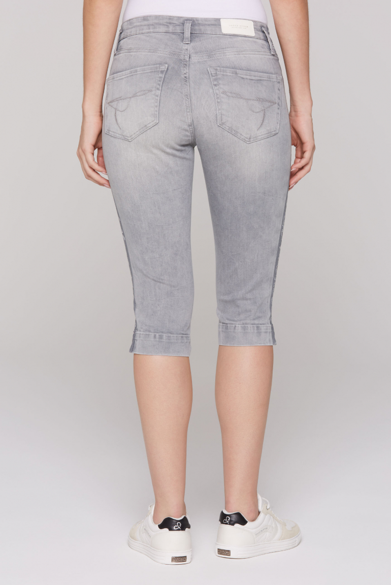 Capri džíny KA:RA Regular Fit