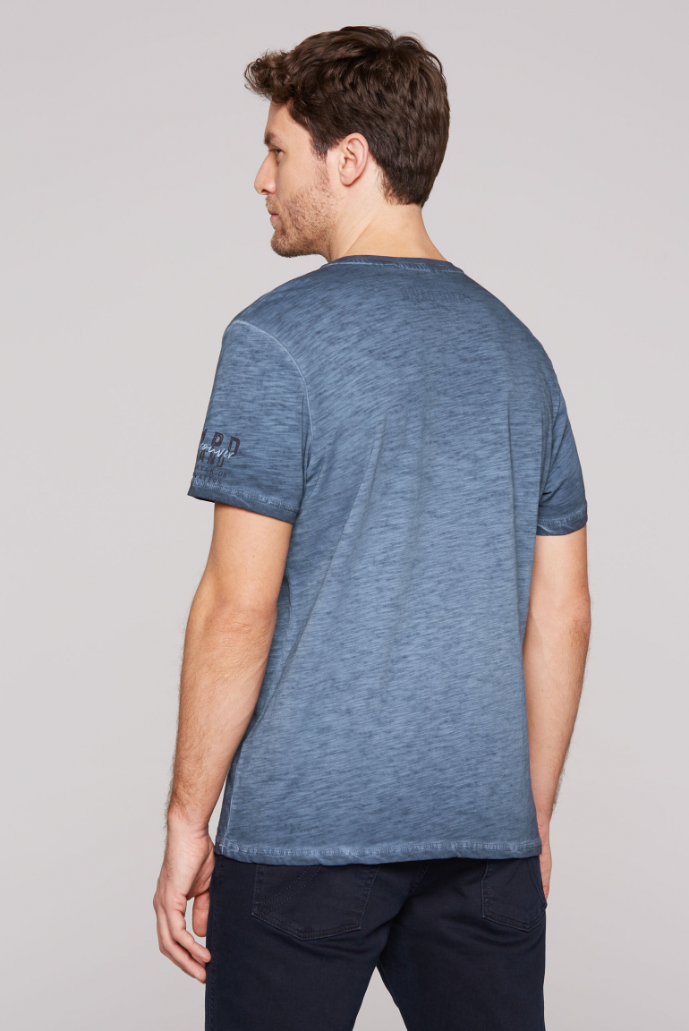 Tričko Henley s barvením vintage a artworkem