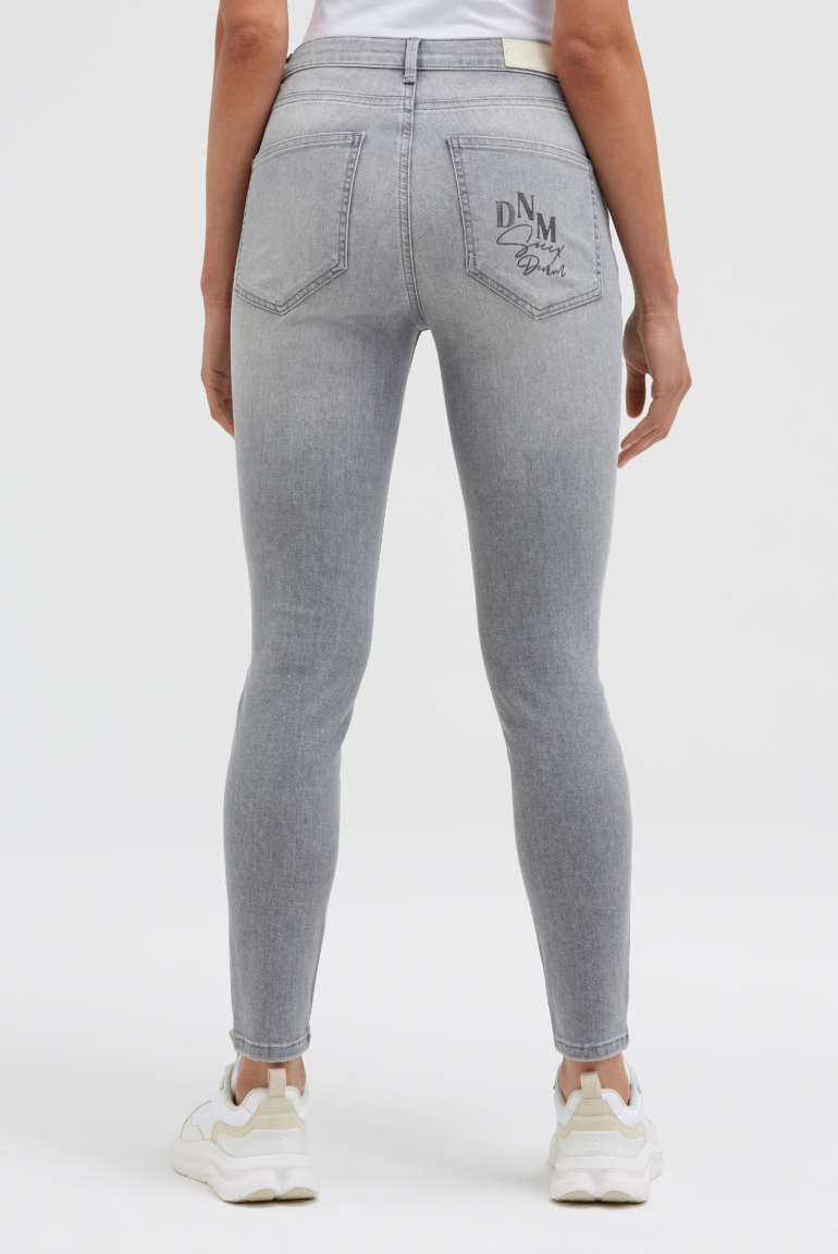 Džíny MI:RA Slim Fit