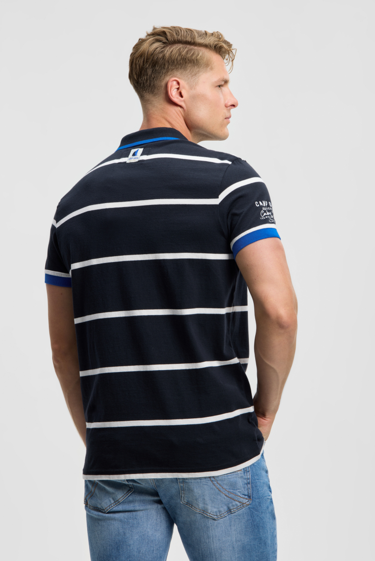 Polo tričko s pruhovaným designem