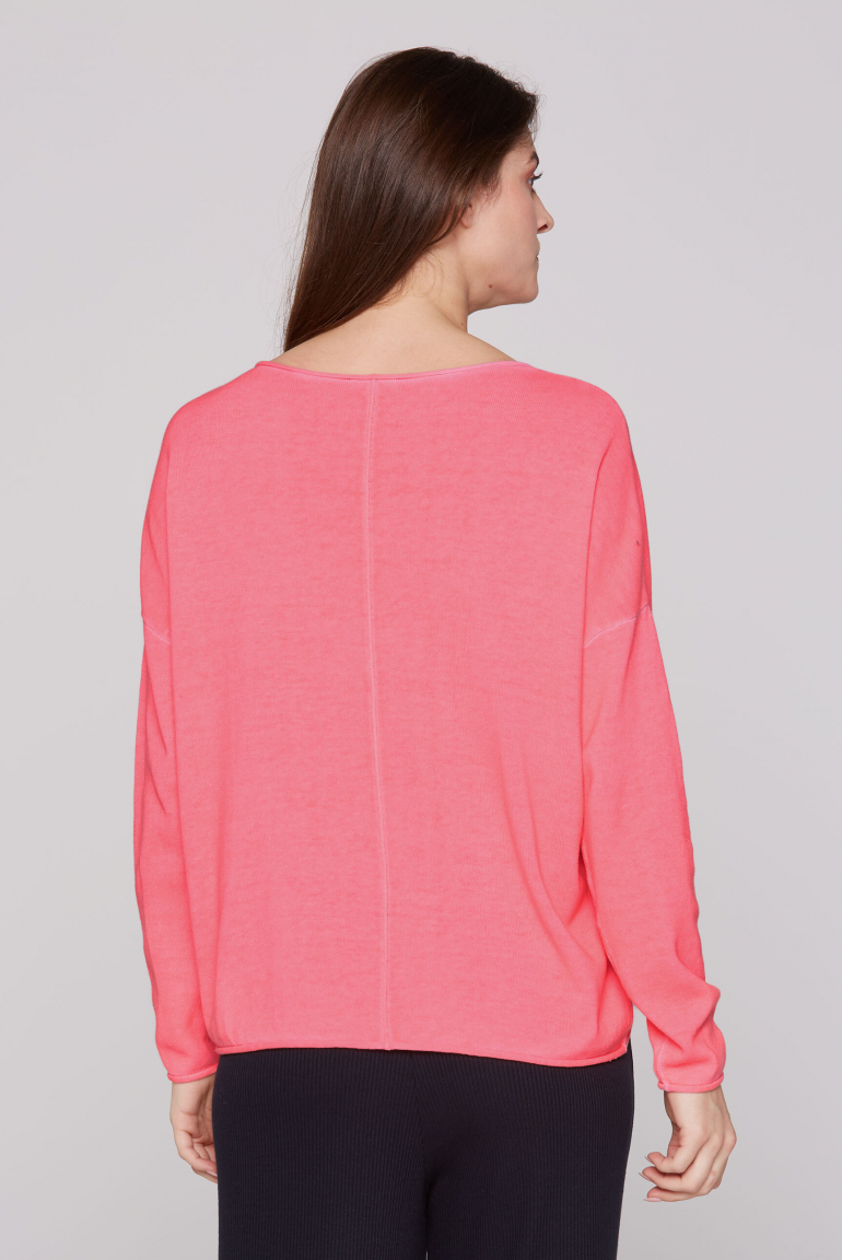 Oversized svetr vintage vzhledu s artworkem