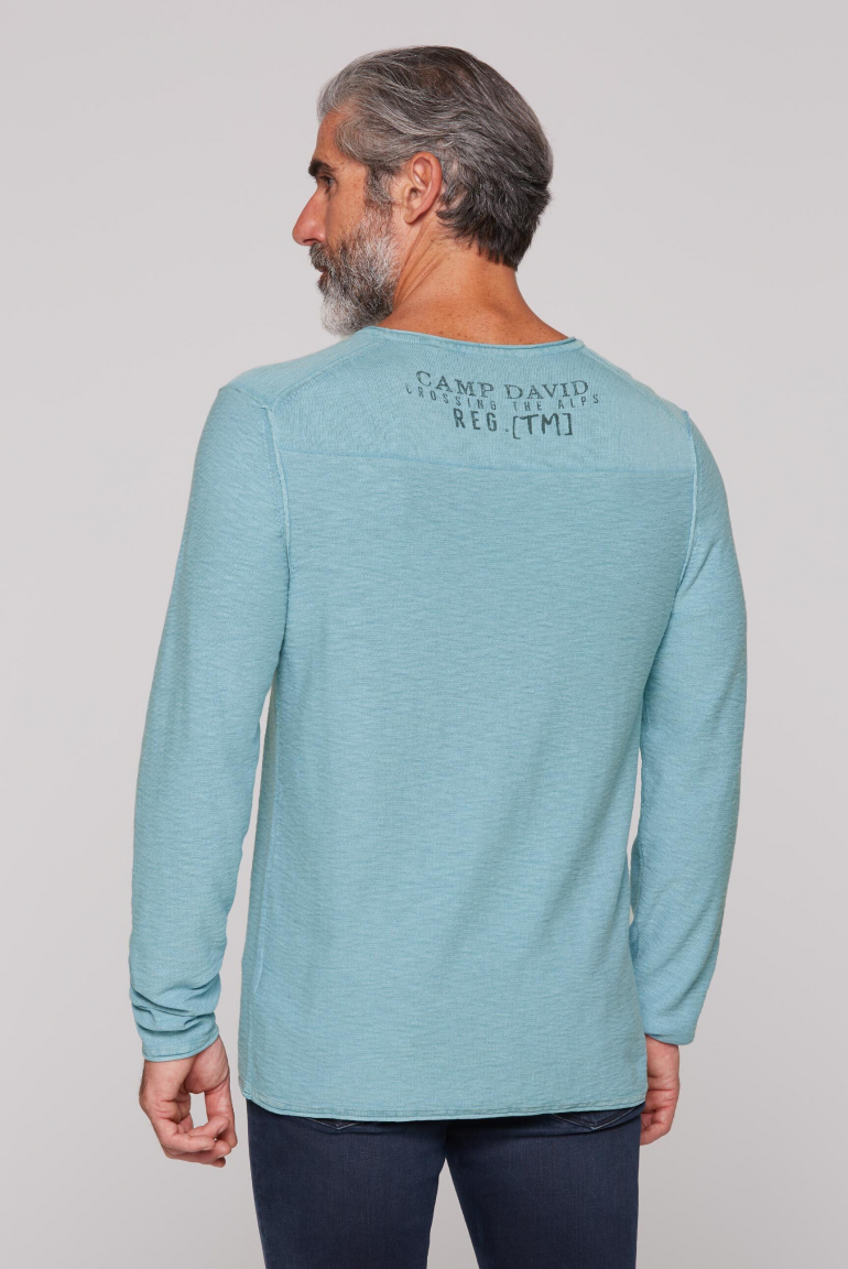 Svetr ve vintage vzhledu