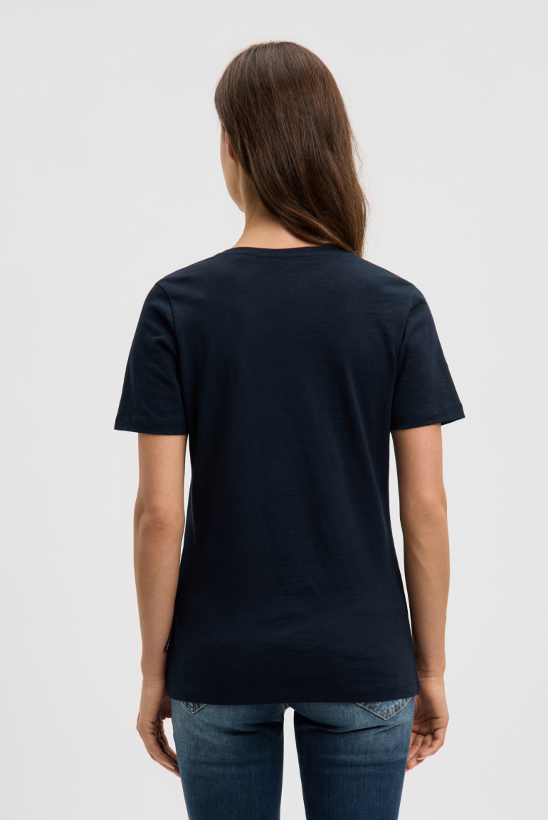 Tričko s výstřihem do V a potiskem