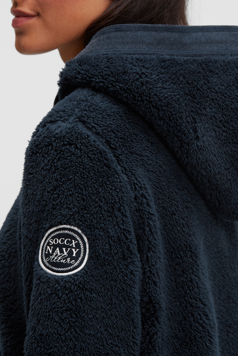 Fleecová mikina s kapucí a nášivkou