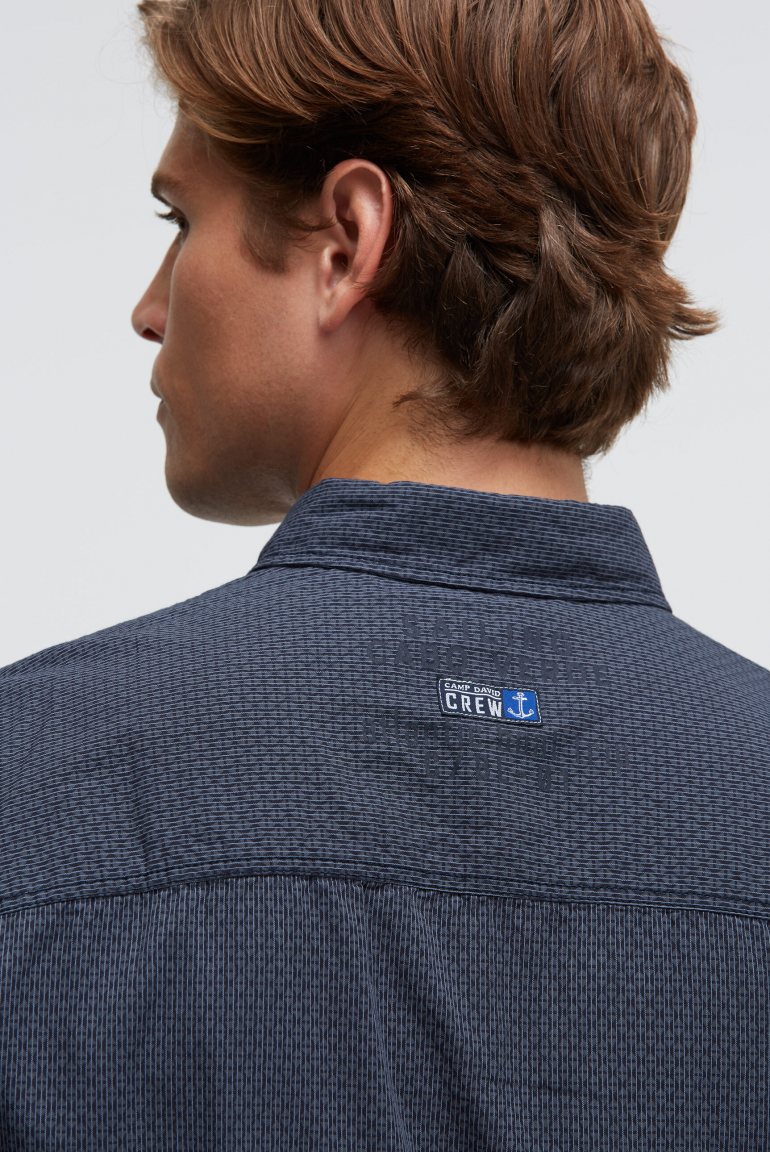 Košile s dlouhým rukávem s celoplošným potiskem a pruhy