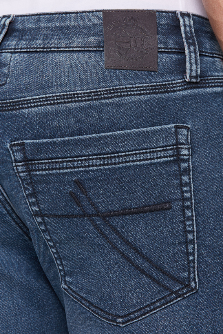 Džínové kraťasy RO:BI Slim Fit