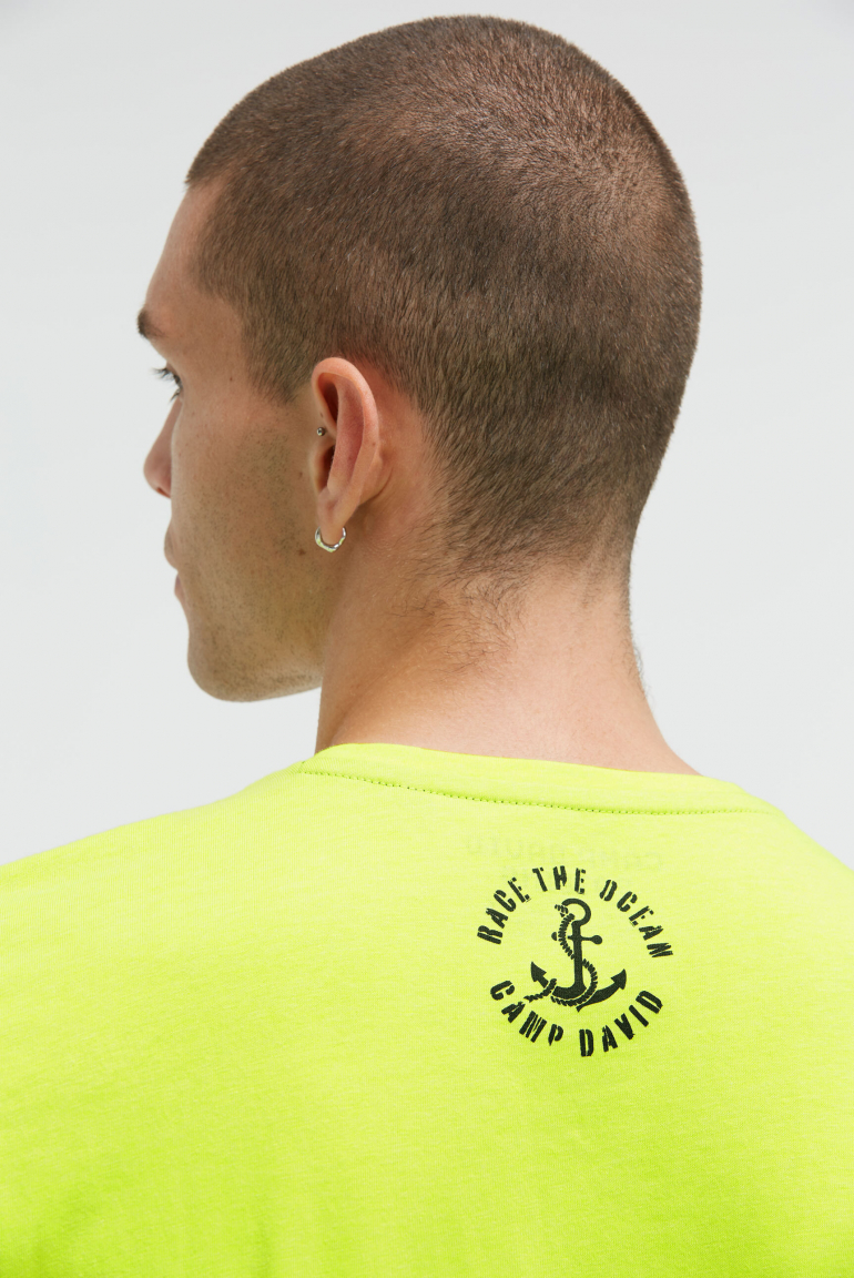 Tričko s dlouhým rukávem, gumovým potiskem a výšivkou