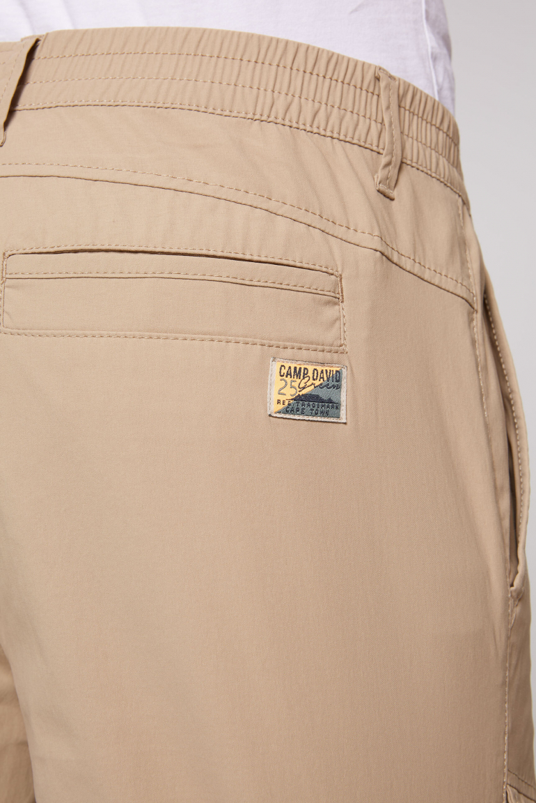 Outdoorové kalhoty v cargo stylu