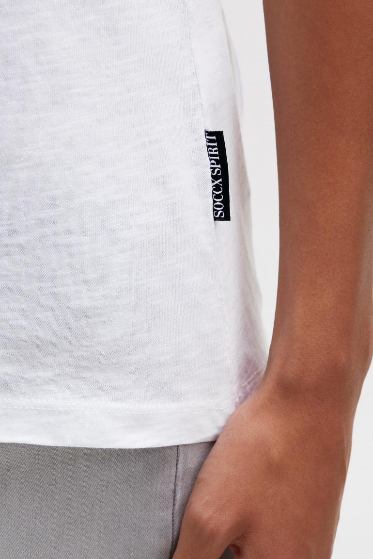 Tričko s lodičkovým výstřihem a potiskem