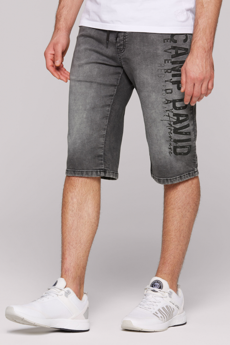 Džínové kraťasy JO:GY Regular Fit