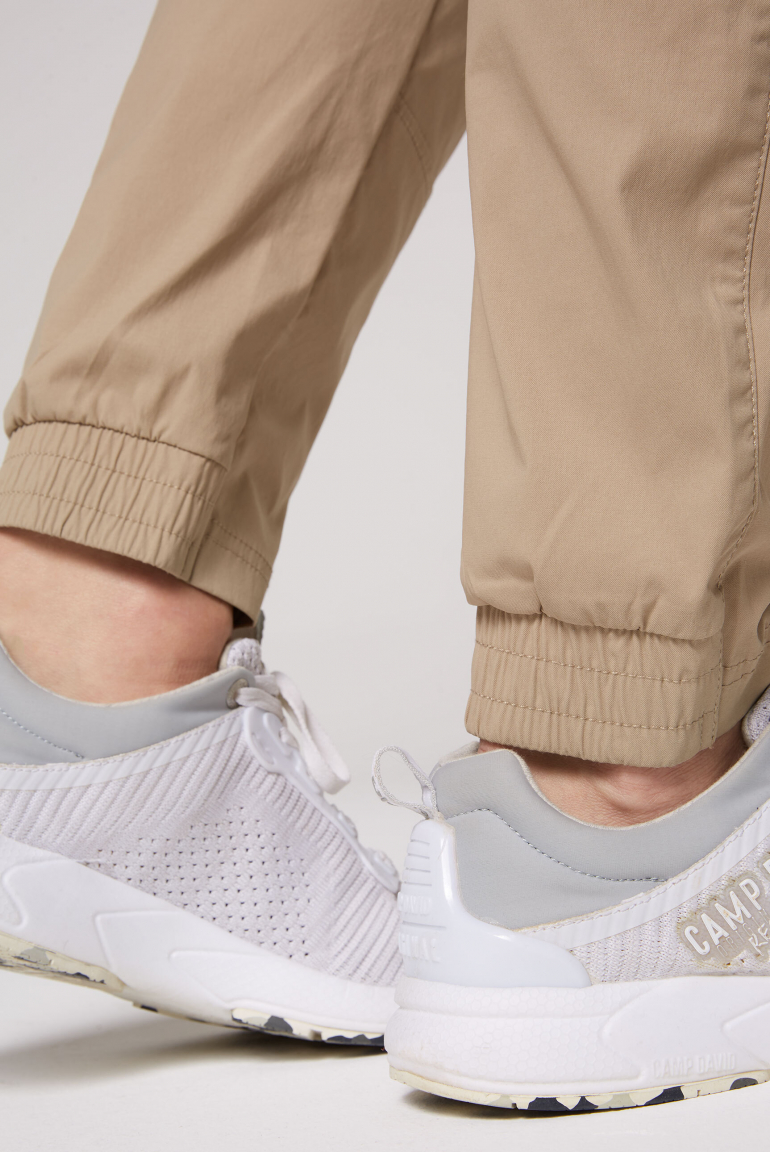 Outdoorové kalhoty v cargo stylu